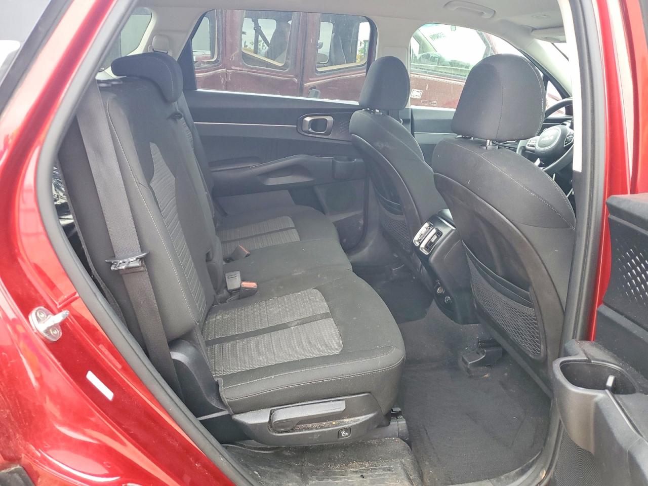 2022 KIA SORENTO LX