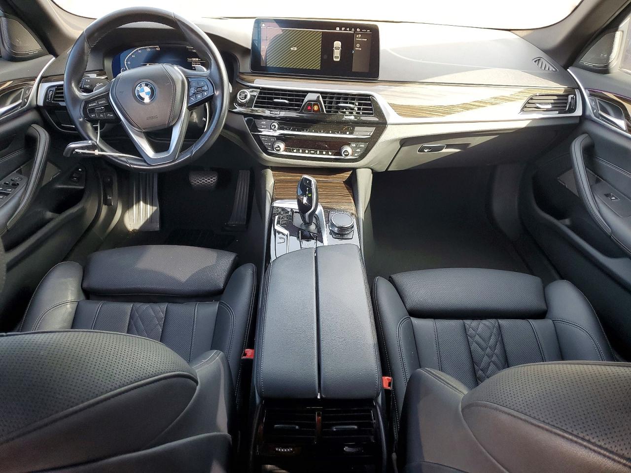 2023 BMW 530E