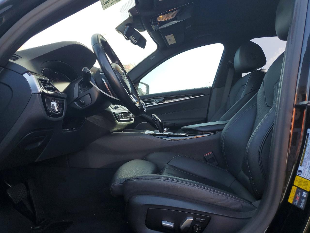 2023 BMW 530E