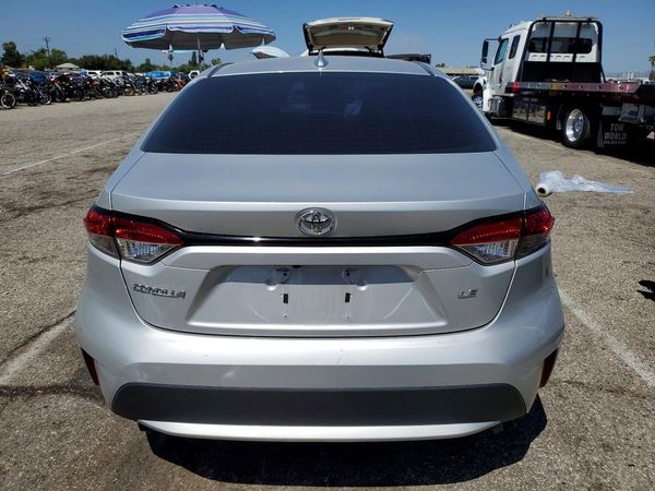 2021 TOYOTA COROLLA