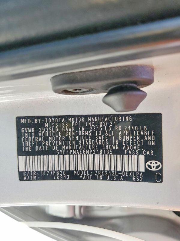 2021 TOYOTA COROLLA