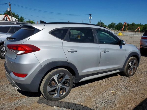 2018 HYUNDAI TUCSON
