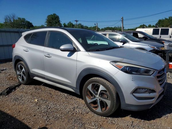 2018 HYUNDAI TUCSON