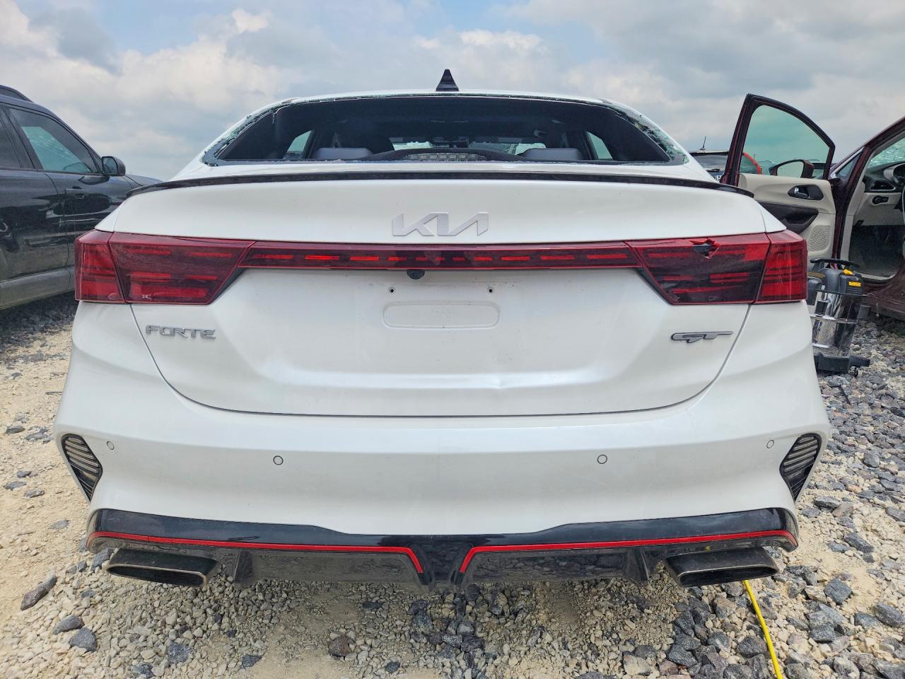 2024 KIA FORTE GT