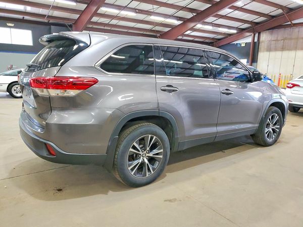 2019 TOYOTA HIGHLANDER LE/LE Plus