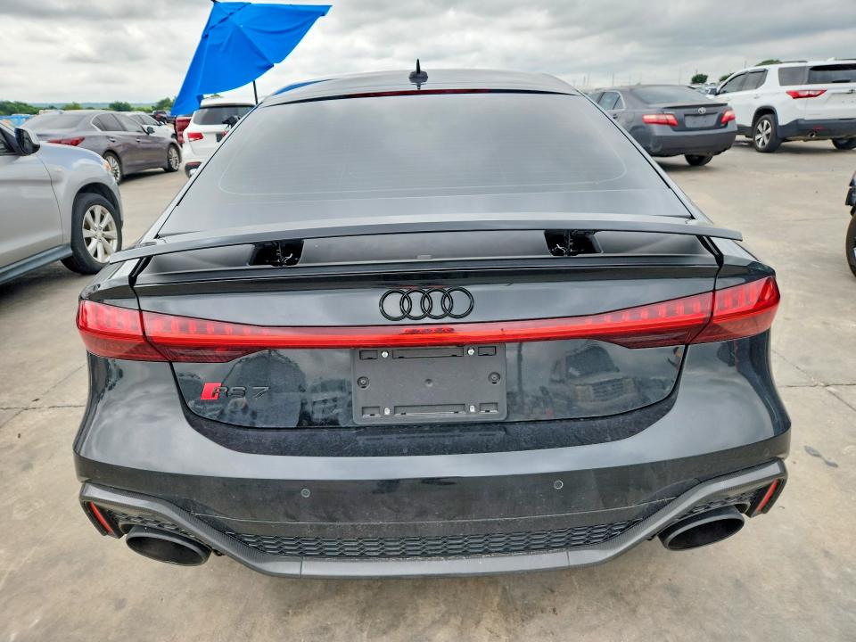 2022 AUDI RS7 quattro
