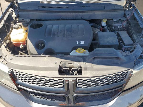 2018 DODGE JOURNEY Crossroad (M,U,C)
