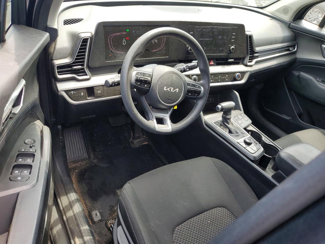 2023 KIA SPORTAGE LX