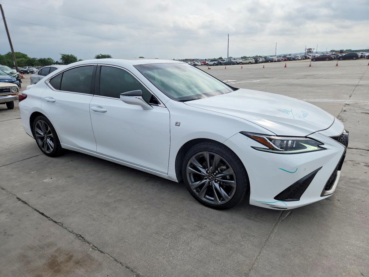 2019 LEXUS ES 350