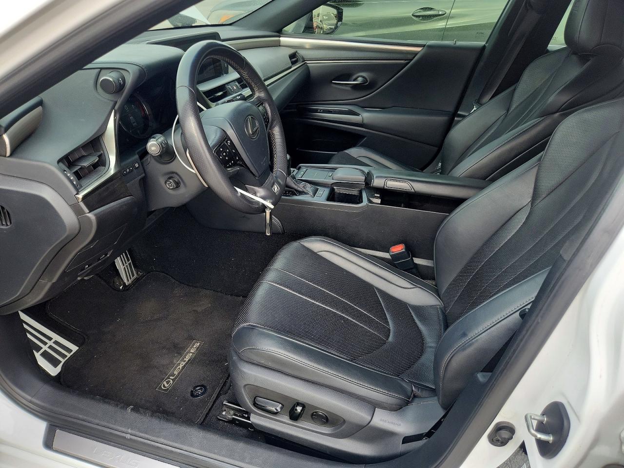 2019 LEXUS ES 350