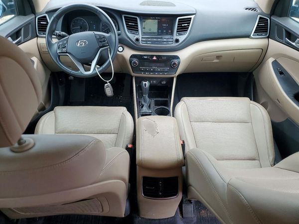 2017 HYUNDAI TUCSON