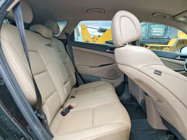 2017 HYUNDAI TUCSON