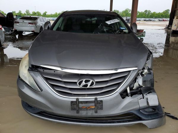 2013 HYUNDAI SONATA GLS/ GLS Popular