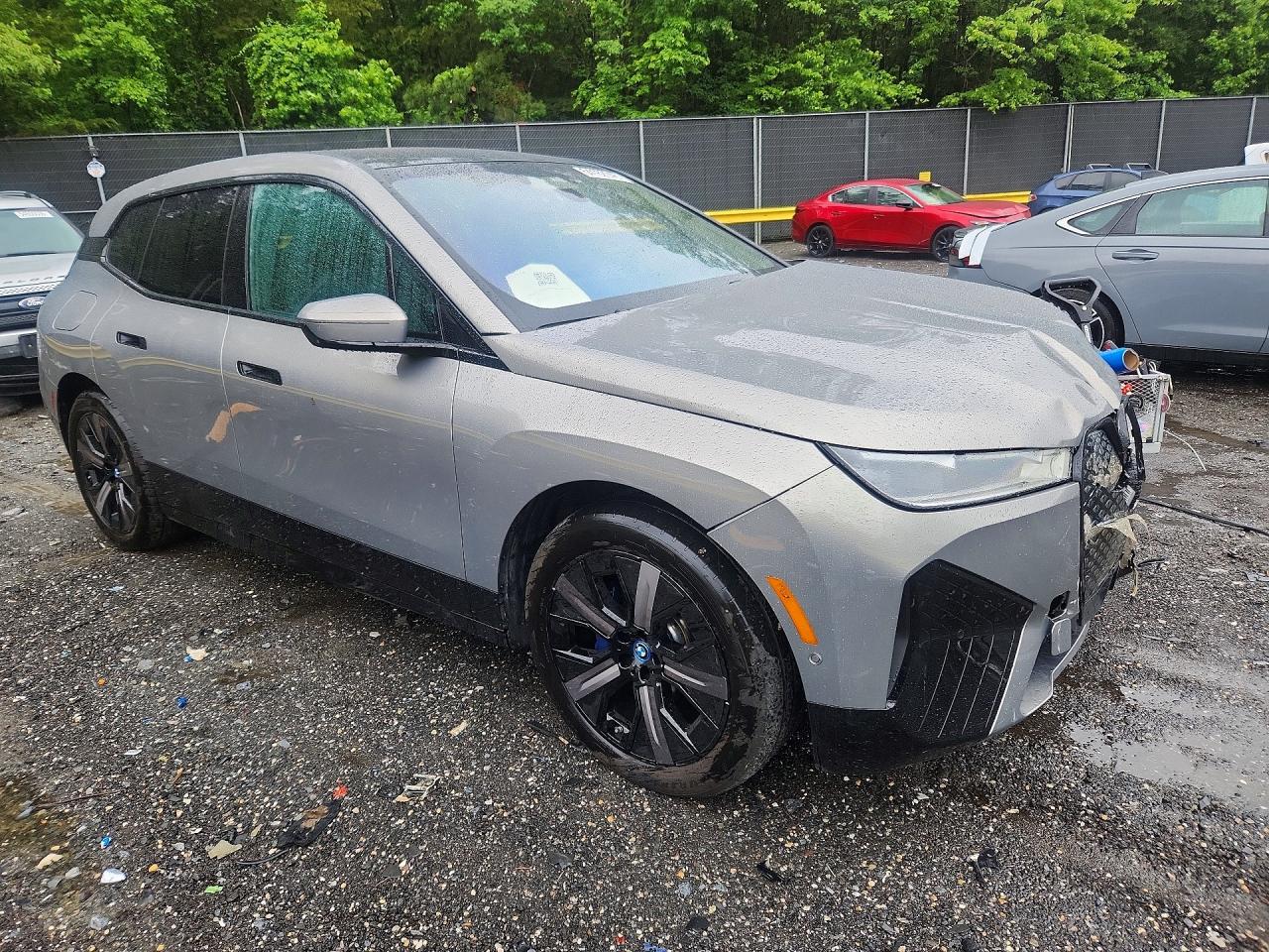2024 BMW IX xDrive50