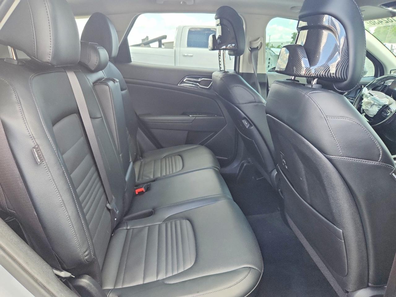 2024 KIA SPORTAGE SX-PRESTIGE or SX-P