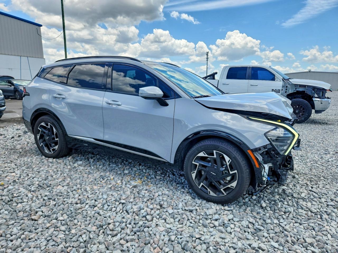 2024 KIA SPORTAGE SX-PRESTIGE or SX-P