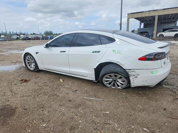 2020 TESLA MODEL S