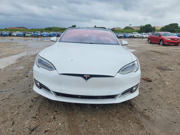 2020 TESLA MODEL S