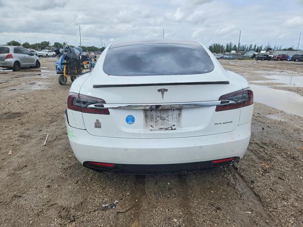 2020 TESLA MODEL S