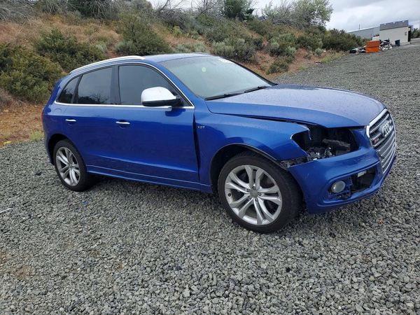 2016 AUDI SQ5 quattro Premium Plus