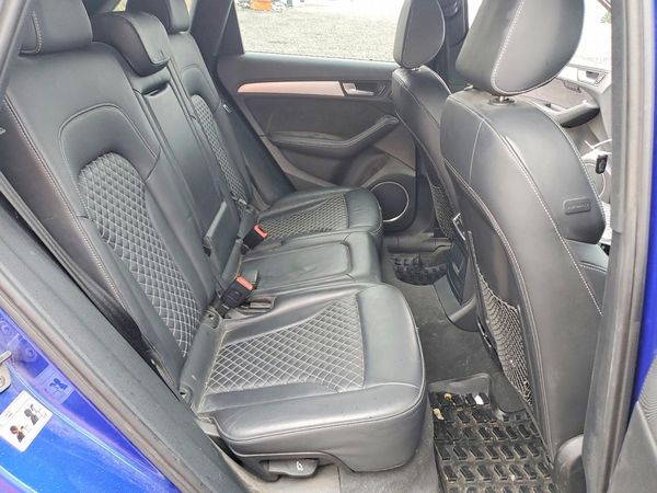 2016 AUDI SQ5 quattro Premium Plus