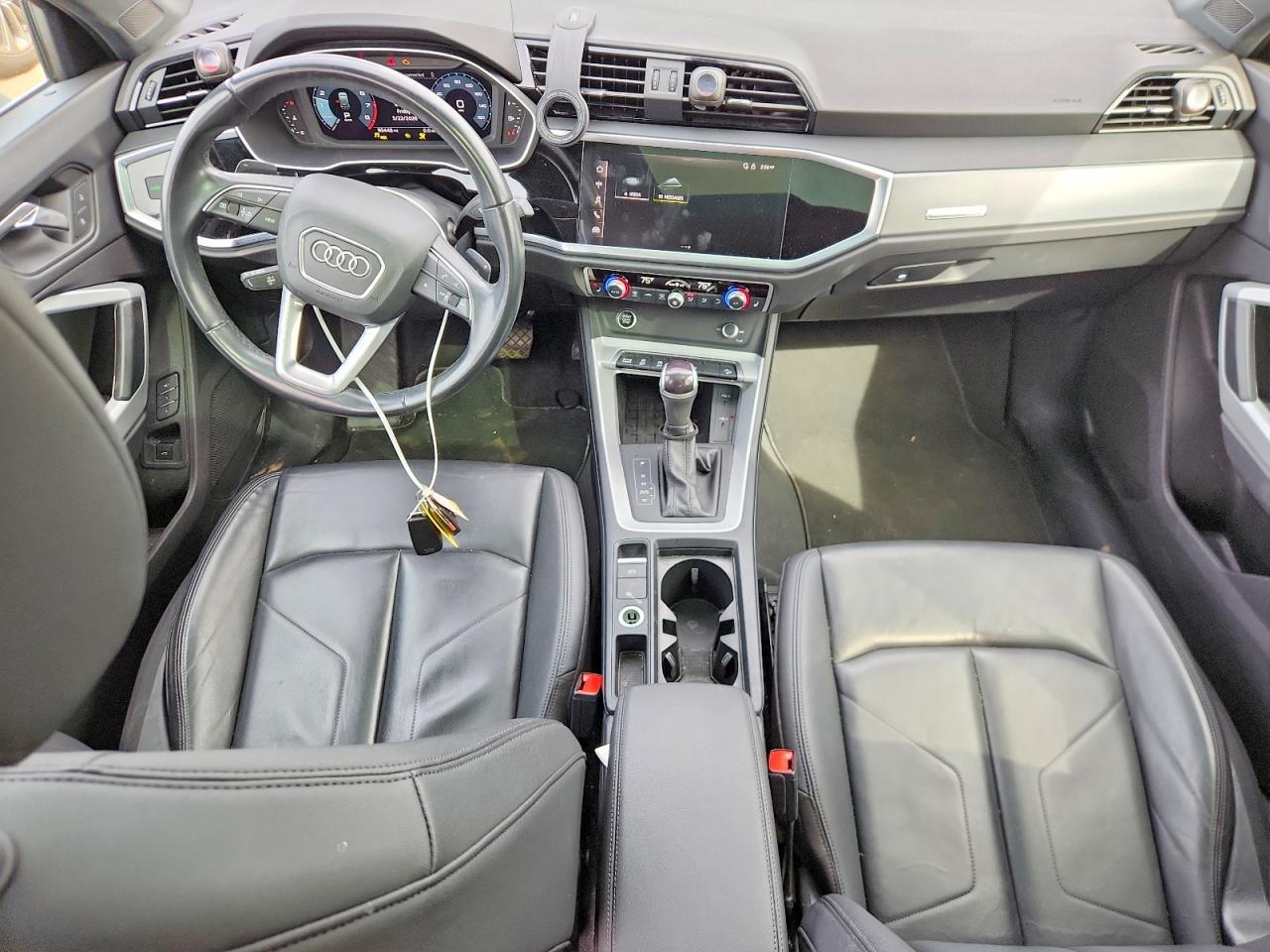 2023 AUDI Q3 S Line quattro Premium