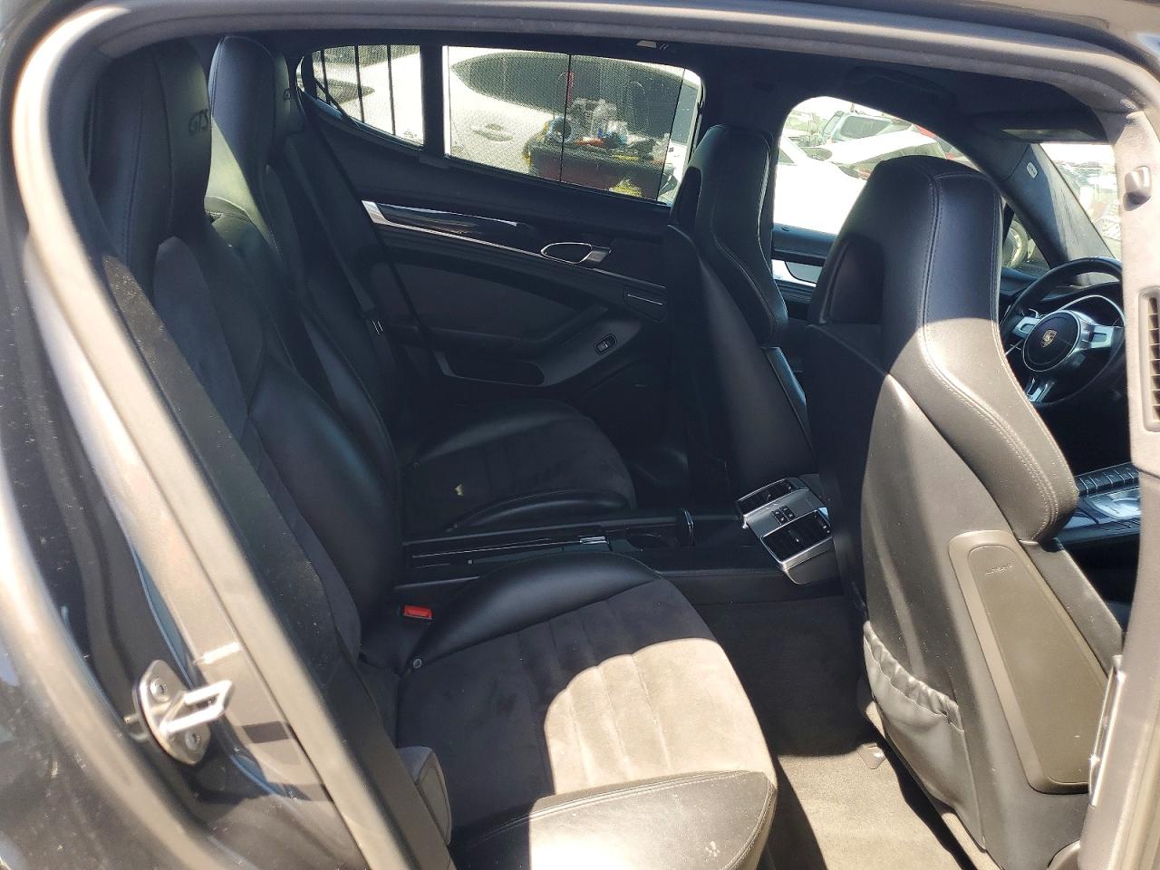 2013 PORSCHE PANAMERA