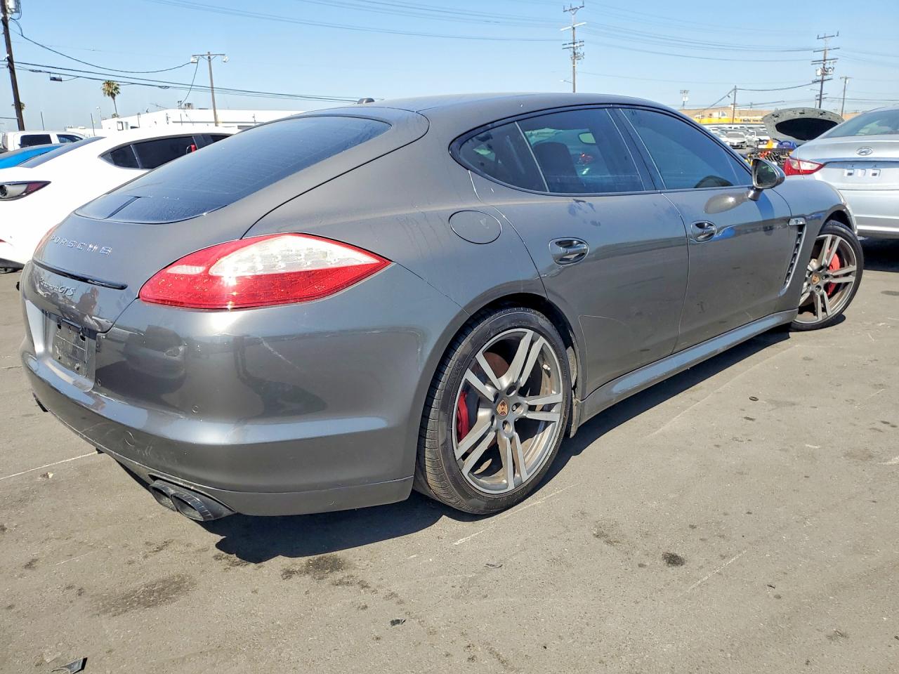 2013 PORSCHE PANAMERA