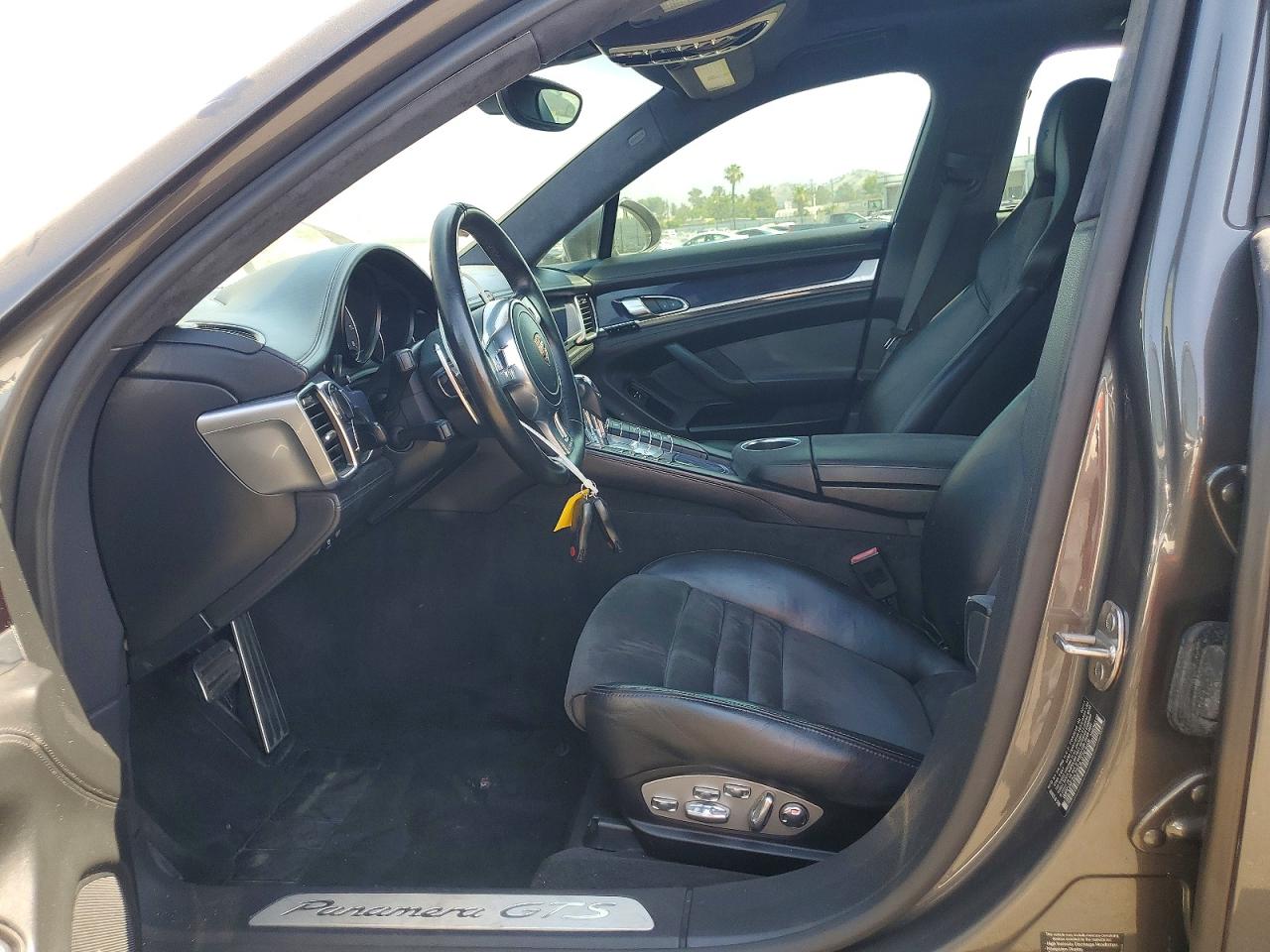 2013 PORSCHE PANAMERA