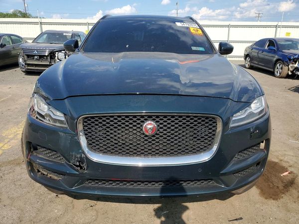 2018 JAGUAR F-PACE Standard