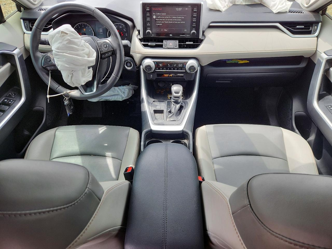 2019 TOYOTA RAV4 XLE Premium