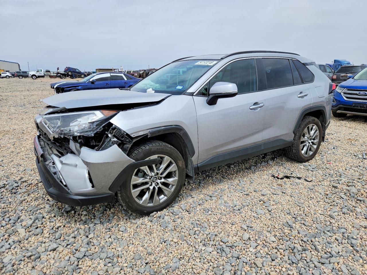 2019 TOYOTA RAV4 XLE Premium