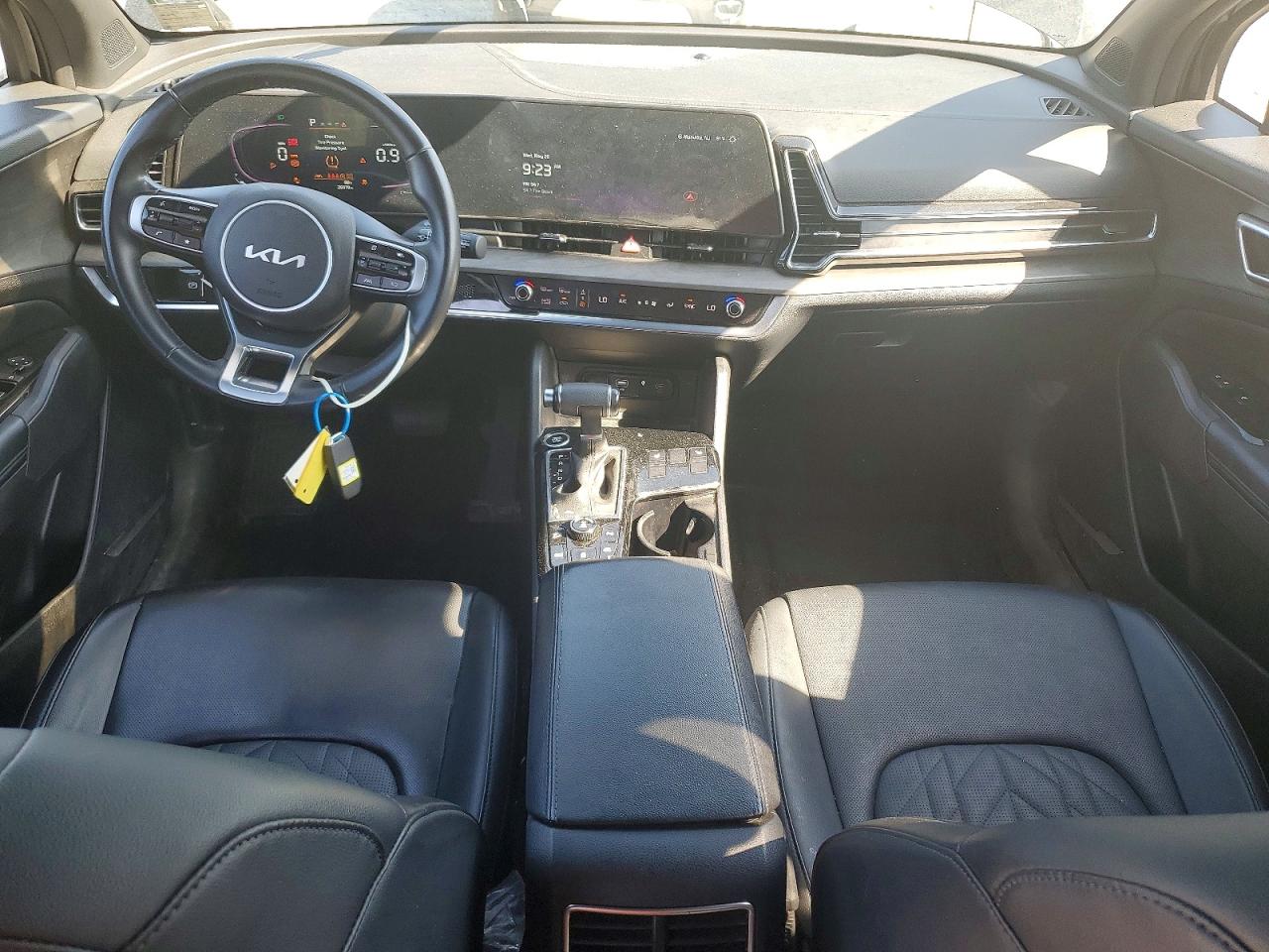2024 KIA SPORTAGE X-LINE