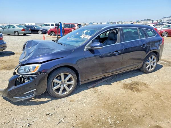 2017 VOLVO V60 Premier