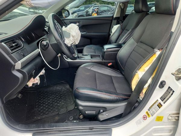2017 TOYOTA CAMRY LE/SE/XLE/XSE — DENT