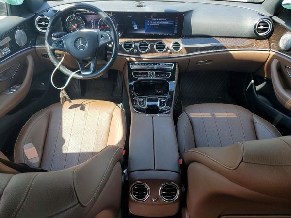 2017 MERCEDES-BENZ E