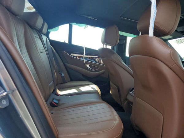 2017 MERCEDES-BENZ E