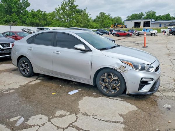 2020 KIA FORTE FE, LXS