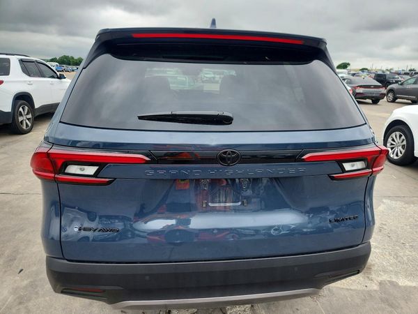 2026 TOYOTA GRAND HIGHLANDER HYBRID