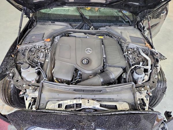 2024 MERCEDES-BENZ C C300
