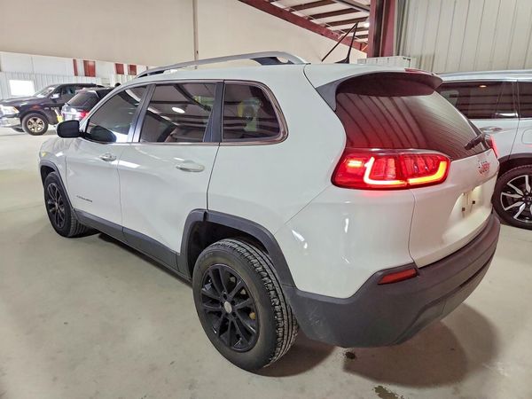 2019 JEEP CHEROKEE LATITUDE PLUS FWD