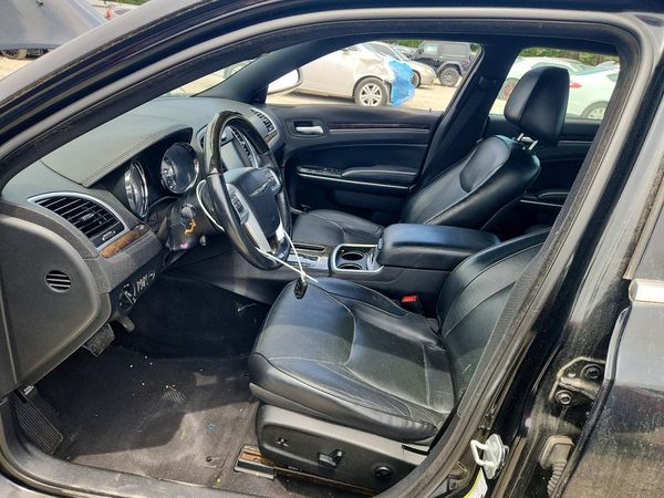 2015 CHRYSLER 300 300C — DENT
