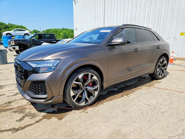 2022 AUDI RS Q8