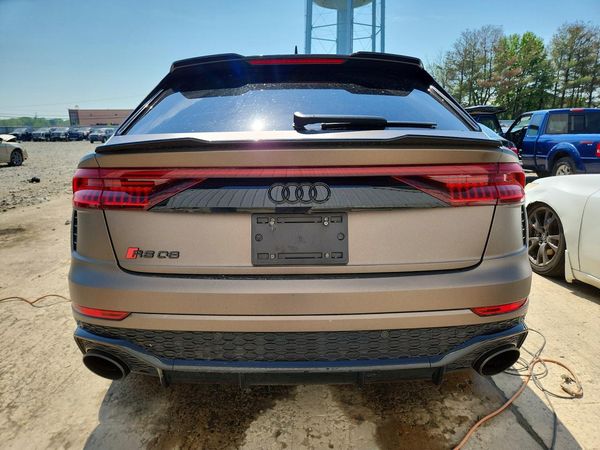 2022 AUDI RS Q8