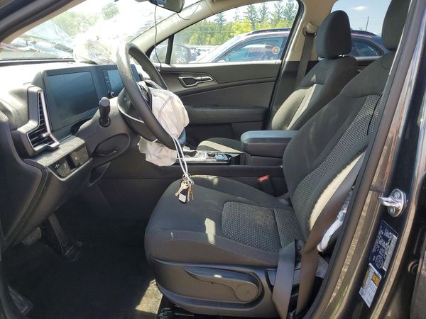 2025 KIA SPORTAGE LX