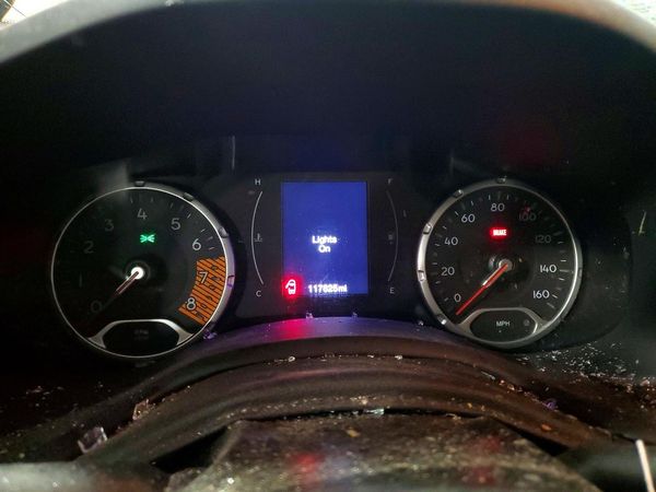 2020 JEEP RENEGADE LATITUDE 4X4