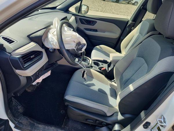 2025 SUBARU FORESTER Premium Base