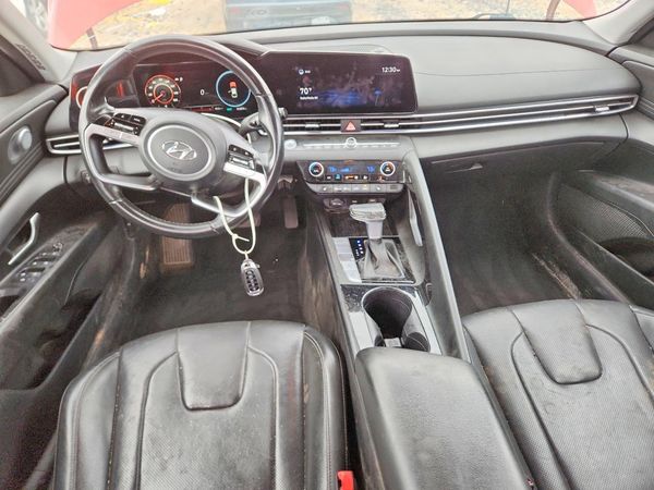 2021 HYUNDAI ELANTRA Limited
