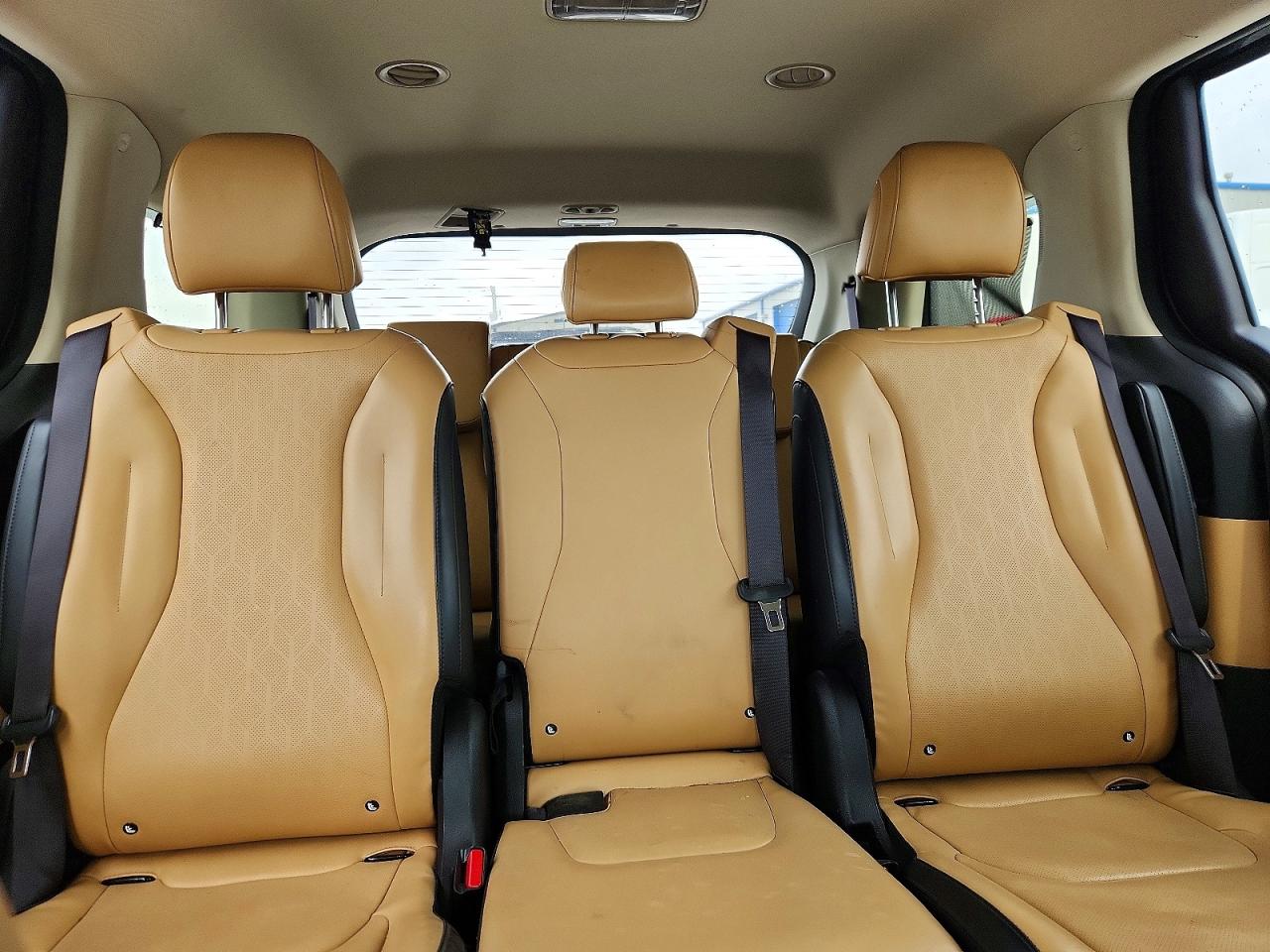 2022 KIA CARNIVAL EX