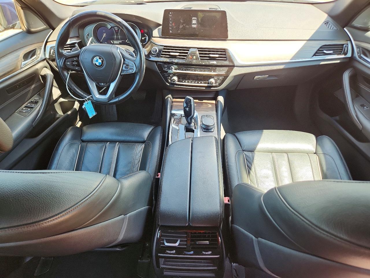 2019 BMW 530